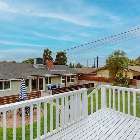 Luxury La Home-Cheviot Hills -Lovely Yard